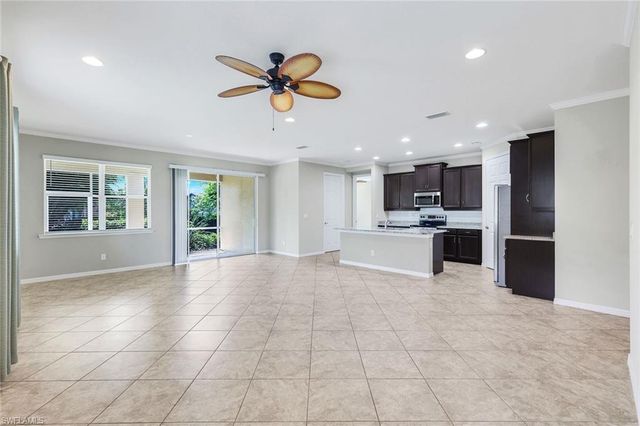 2899 Sunset Pointe CIR, Cape Coral, FL 33914