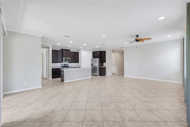 2899 Sunset Pointe CIR, Cape Coral, FL 33914