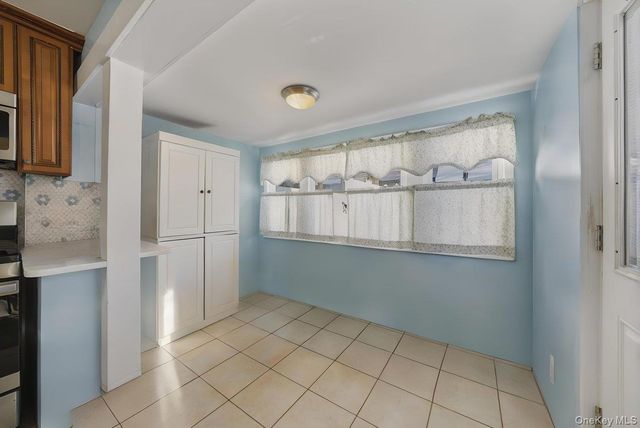 96 Gordon Street, Yonkers, NY 10701