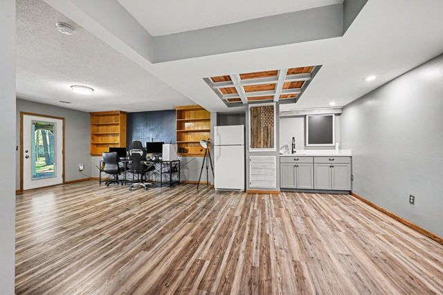 15455 University Avenue NE, Ham Lake, MN 55304