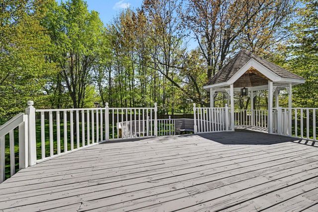 15455 University Avenue NE, Ham Lake, MN 55304