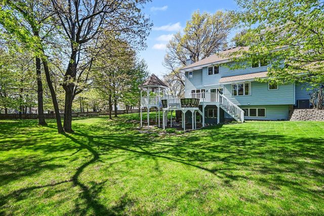 15455 University Avenue NE, Ham Lake, MN 55304