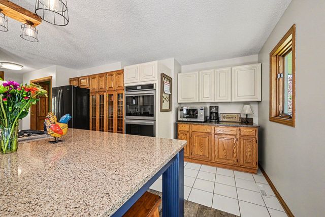 15455 University Avenue NE, Ham Lake, MN 55304