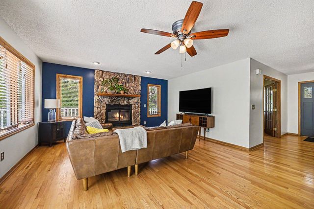15455 University Avenue NE, Ham Lake, MN 55304