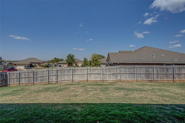313 Dollina Drive, Norman, OK 73069