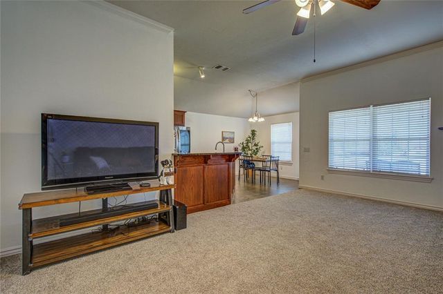 313 Dollina Drive, Norman, OK 73069