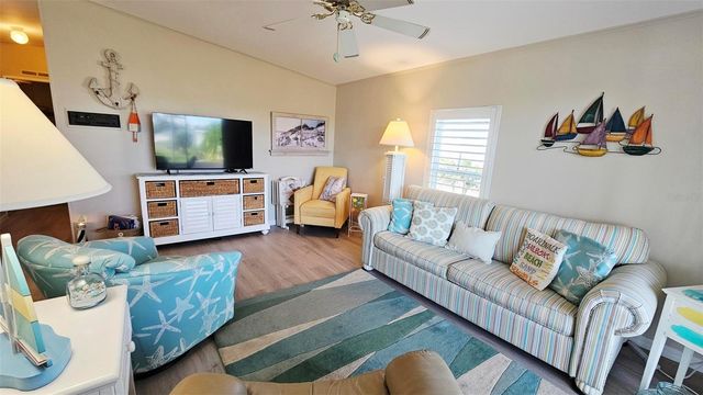 9122 KESTRAL CIRCLE, Englewood, FL 34224