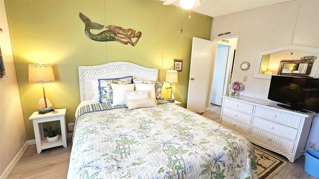 9122 KESTRAL CIRCLE, Englewood, FL 34224