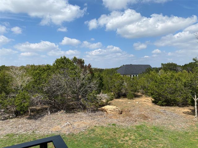 31 HEATHROW LN, Wimberley, TX 78676