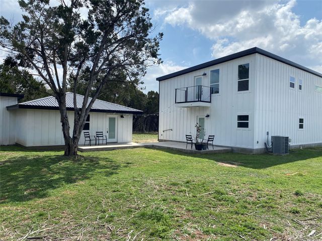 31 HEATHROW LN, Wimberley, TX 78676
