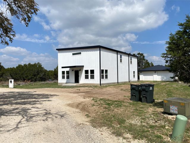 31 HEATHROW LN, Wimberley, TX 78676