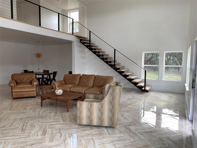 31 HEATHROW LN, Wimberley, TX 78676