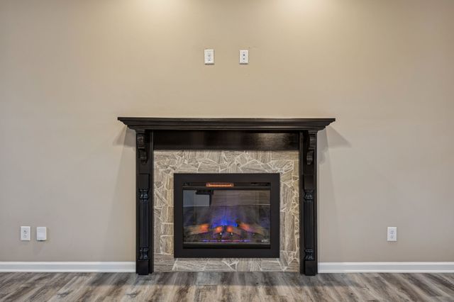 338 Chalet Cir, Clarksville, TN 37040