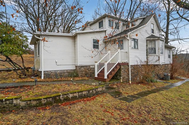 36 Weygant Hill, Highland Mills, NY 10930