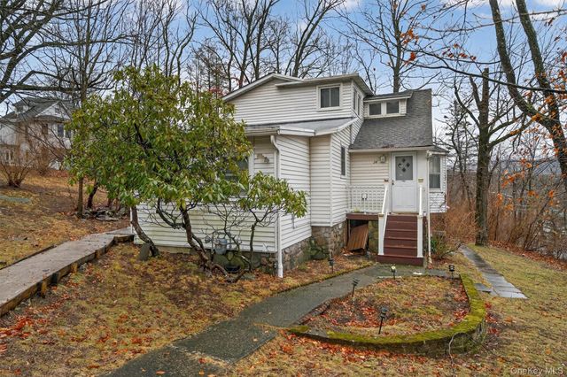 36 Weygant Hill, Highland Mills, NY 10930