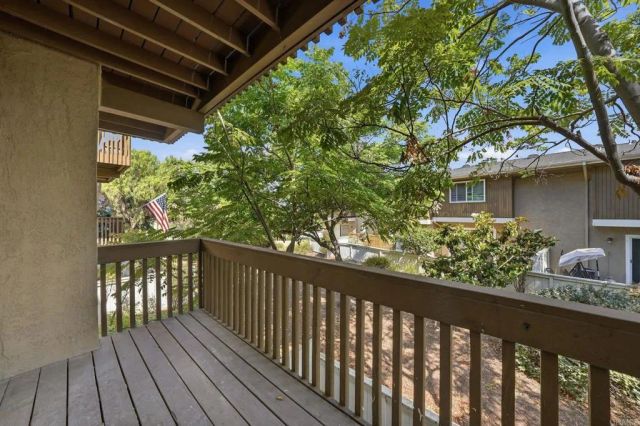 4210 Fiesta Way 3, Oceanside, CA 92057