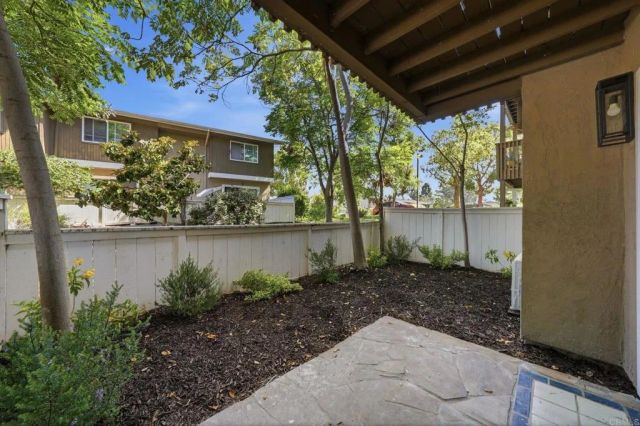 4210 Fiesta Way 3, Oceanside, CA 92057
