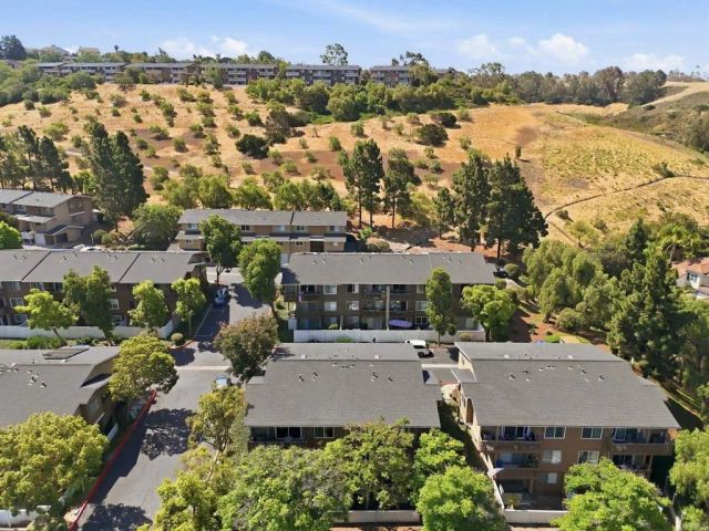 4210 Fiesta Way 3, Oceanside, CA 92057
