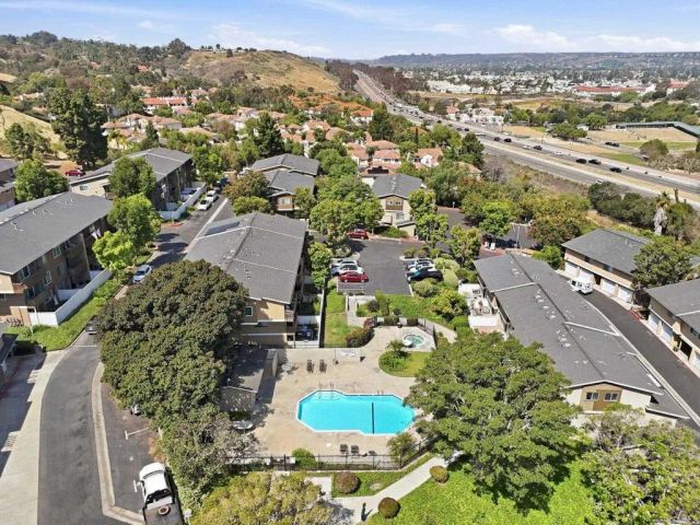 4210 Fiesta Way 3, Oceanside, CA 92057