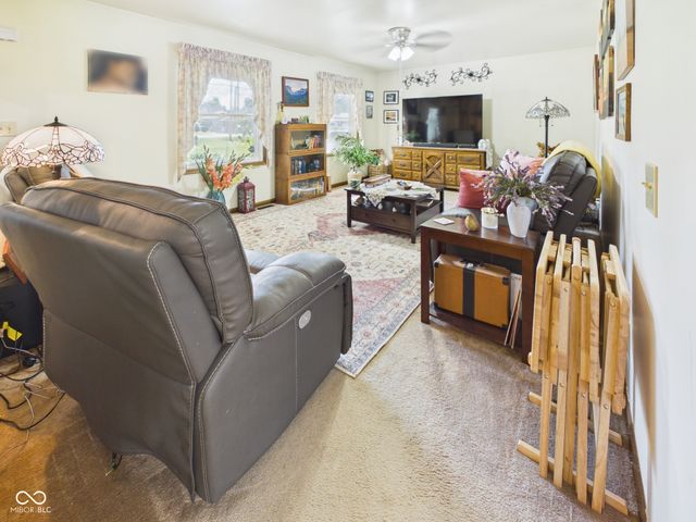 5807 Columbus Avenue, Anderson, IN 46013