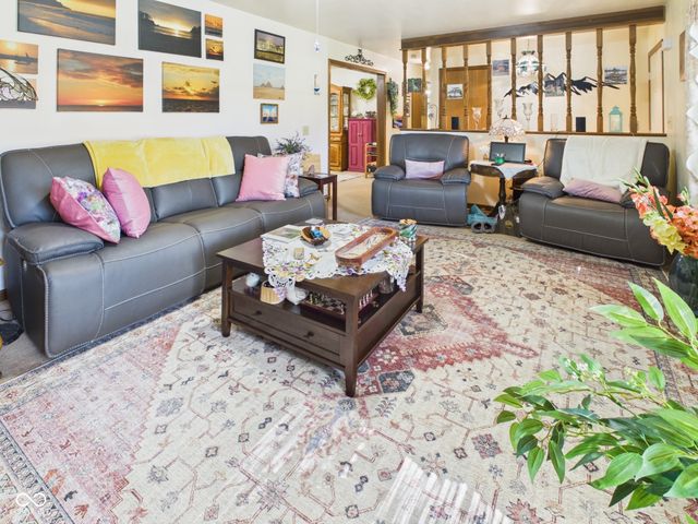 5807 Columbus Avenue, Anderson, IN 46013