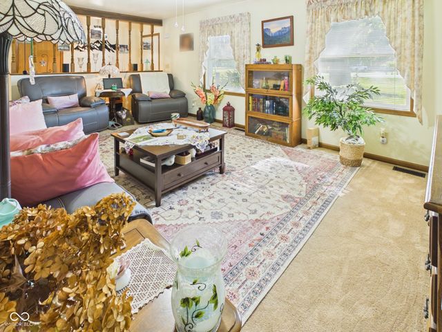 5807 Columbus Avenue, Anderson, IN 46013