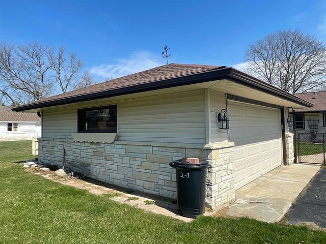 W240N6291 Maple Avenue, Sussex, WI 53089