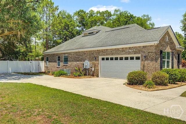 124 Myrtlewood Drive, Guyton, GA 31312