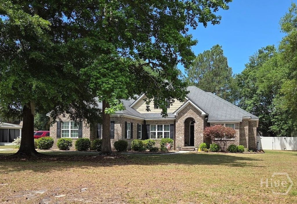 124 Myrtlewood Drive, Guyton, GA 31312