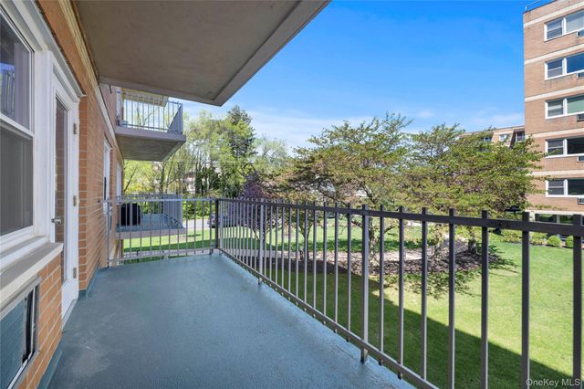 101 Gedney Street 2H, Nyack, NY 10960