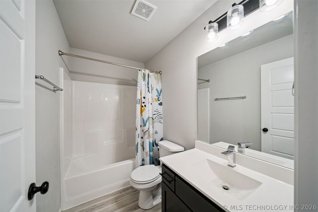 13010 E 124th Court N, Collinsville, OK 74021