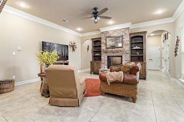 1830 Langham Forest Boulevard, Orange, TX 77630