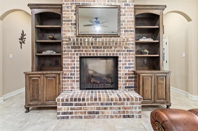 1830 Langham Forest Boulevard, Orange, TX 77630