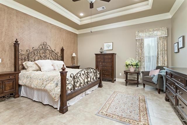 1830 Langham Forest Boulevard, Orange, TX 77630