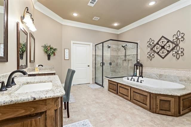 1830 Langham Forest Boulevard, Orange, TX 77630
