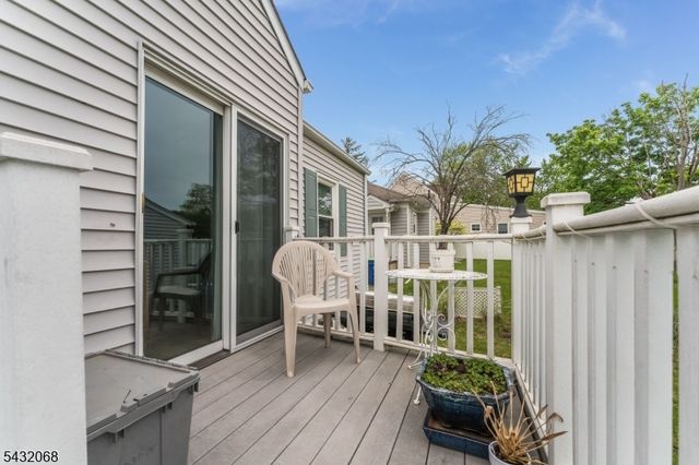38 Eastern States Pkwy, Somerville Boro, NJ 08876