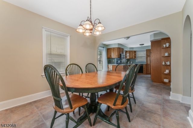 38 Eastern States Pkwy, Somerville Boro, NJ 08876