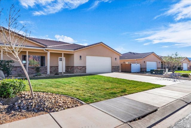 157 W 200 S, Ivins, UT 84738