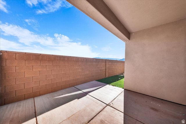 157 W 200 S, Ivins, UT 84738