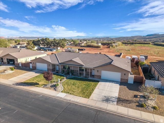 157 W 200 S, Ivins, UT 84738