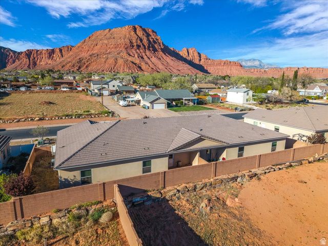 157 W 200 S, Ivins, UT 84738