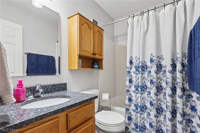 3213 Bates Road, Madison, OH 44057