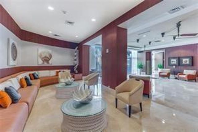 1945 S Ocean Dr 910, Hallandale Beach, FL 33009