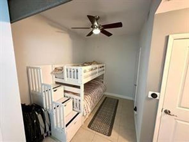 1945 S Ocean Dr 910, Hallandale Beach, FL 33009
