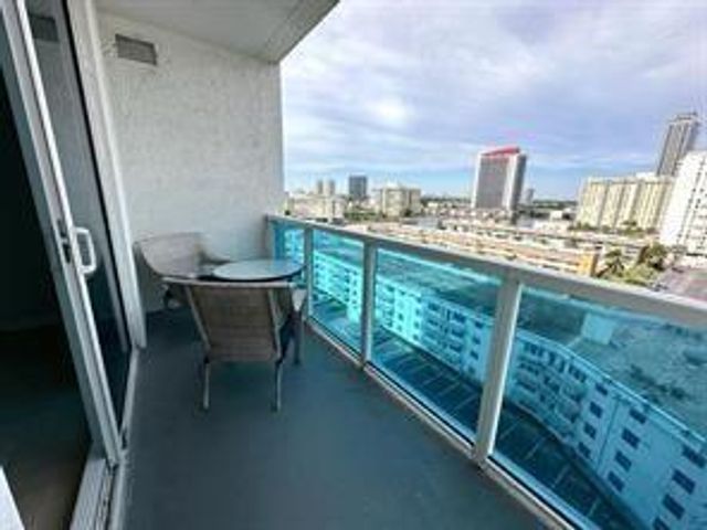 1945 S Ocean Dr 910, Hallandale Beach, FL 33009