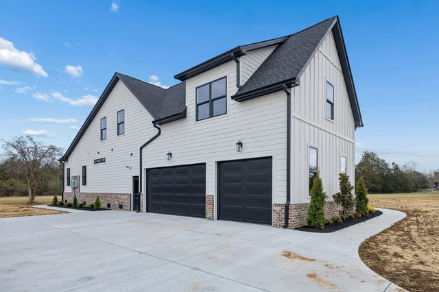 9665 McKee Rd, Lascassas, TN 37085