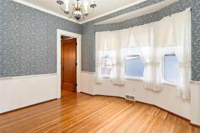 3242 Saint Paul Boulevard, Irondequoit, NY 14617