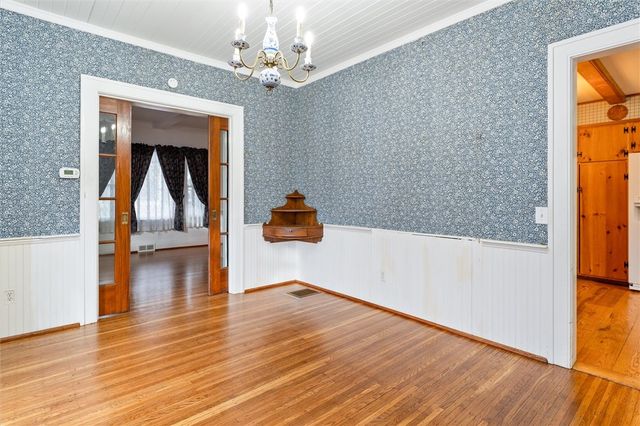 3242 Saint Paul Boulevard, Irondequoit, NY 14617