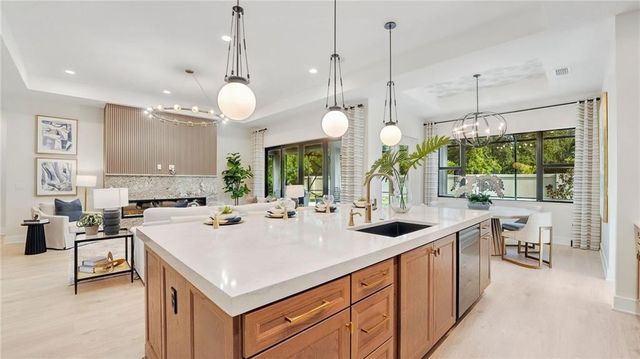 461 N Arrowhead Trail, Vero Beach, FL 32963