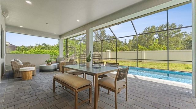 461 N Arrowhead Trail, Vero Beach, FL 32963